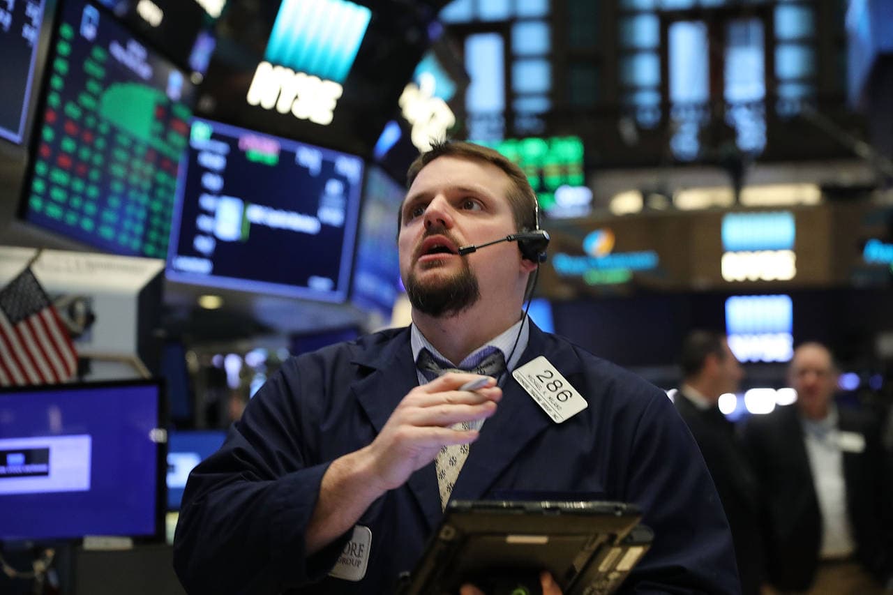 US stocks end losing spree, Dow gains 600 points